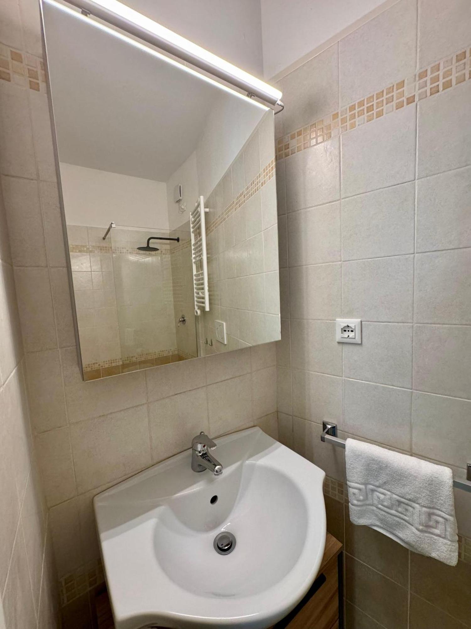 Premium Apartments Peschiera Peschiera del Garda Exterior foto